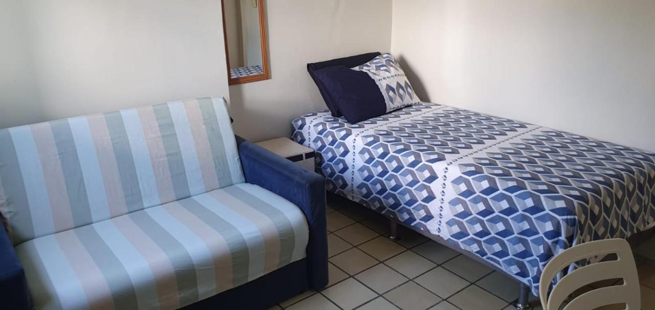 Suite E Quartos -1 Suite Com Banheiro Privativo - 2 Quartos Triplos - Banheiro Social Recife Buitenkant foto